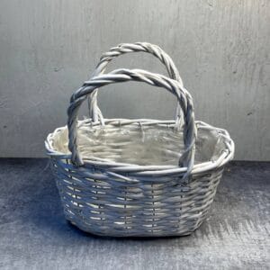 Pletena bela korpa -23x15x13cm